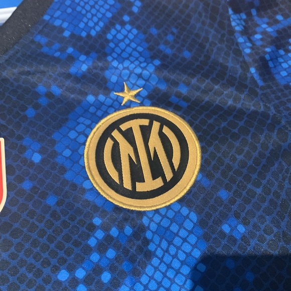 2021-2022 Inter Milan Home Jersey Large - Picture 3 of 5